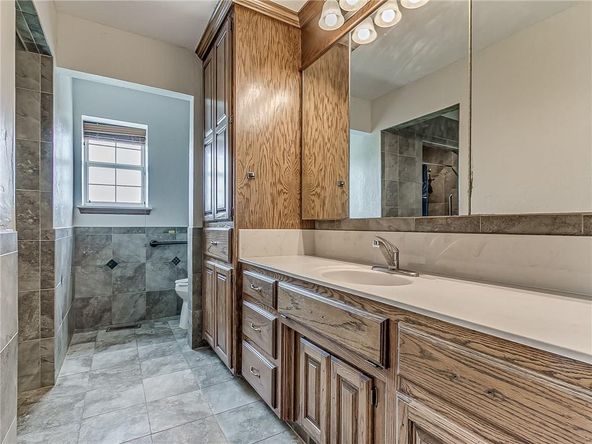 12875 W Waterloo Rd, Edmond, OK 73025